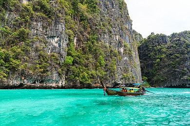 PS5首年销量成绩对比：领先Xbox，但落后于PS4